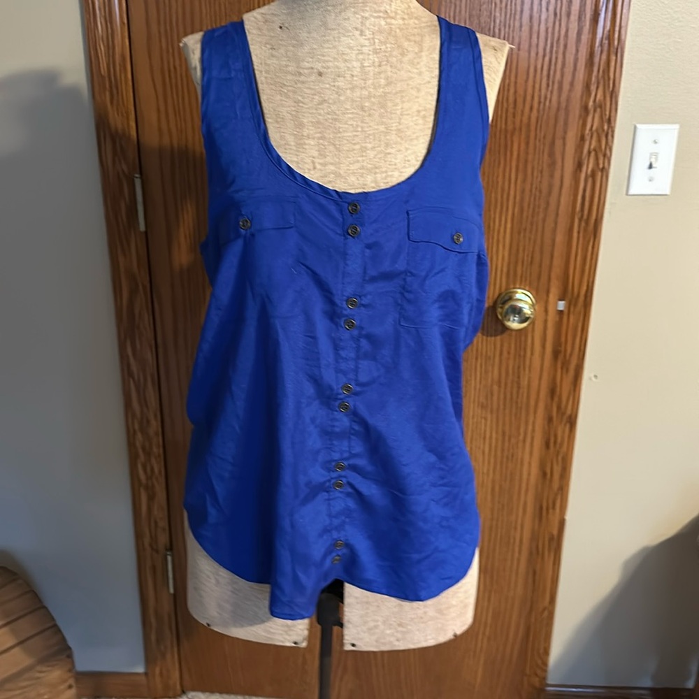 Silky tank